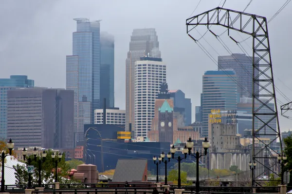 Smooth Sunday Commute Expected Despite Localized Event Delays in Downtown and Dinkytown