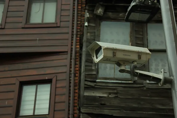 Minneapolis resident builds neighborhood camera network to monitor ICE activity during heightened federal immigration enforcement