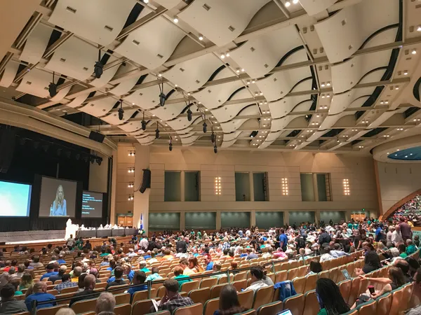 Meet Minneapolis survey finds widespread cancellations and staffing disruptions amid federal immigration enforcement surge in Twin Cities